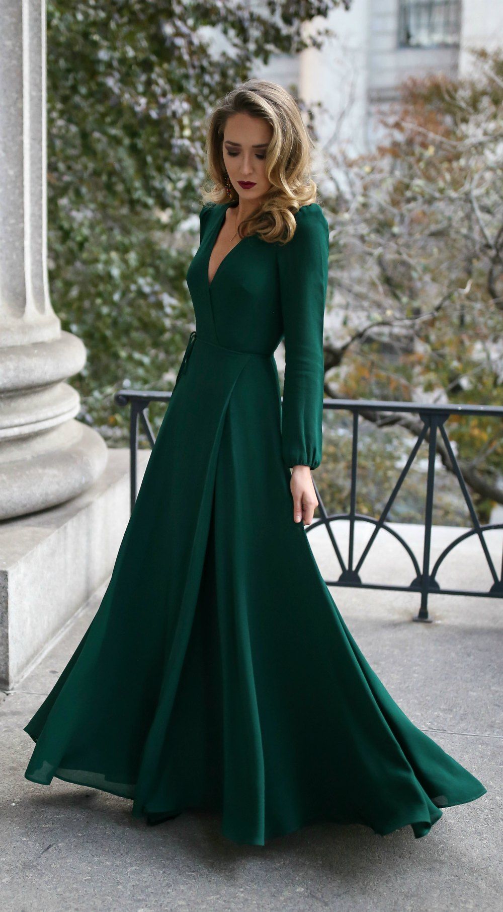 30 DRESSES IN 30 DAYS: Black Tie Wedding Guest // Emerald green  long-sleeved floor-length wrap dress, black and gold geometric pattern  evening clutch,