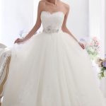 Graceful A-Line Sweetheart Chapel Train Tulle Wedding Dress CWLT1308B