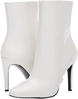 White boots for women