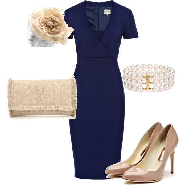 Navy Reiss dress with nude accessories. Very Kate Middleton