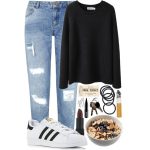 Boyfriend Jeans And Sneakers Outfit Ideas 2019