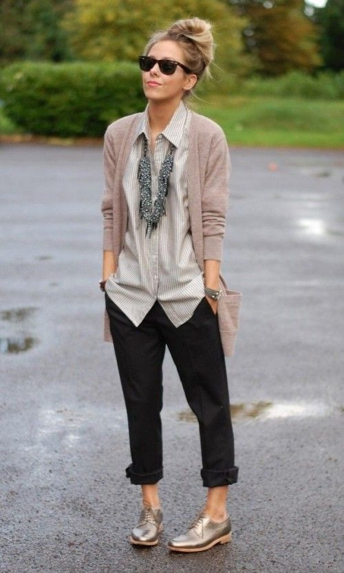 30 Comfy and Chic Fall Outfit Ideas To Inspire You (19)