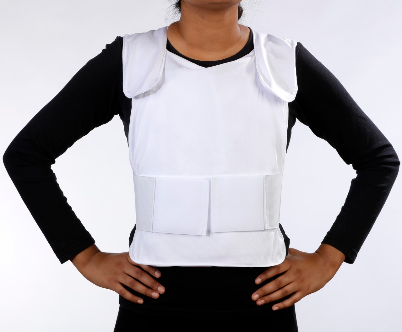 Concealable Cool Vest, white, with nontoxic cooling packs
