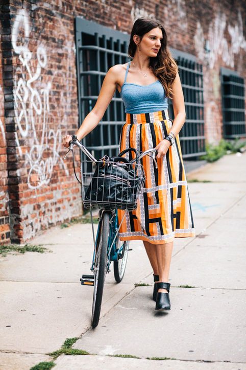 11 Cute Summer Outfits That You Can Ride a Bike In waysify