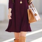 Burgundy + Camel Source Purple Fall Outfits, Fall Dress Outfits, Burgundy  Skirt Outfit,
