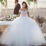Glamorous Fluffy Tulle Wedding Dresses Lace Appliques Off Shoulder Lace Up  Ball Gown Bridal Dress Glamorous Saudi Arabia Wedding Dresses Designer Gowns