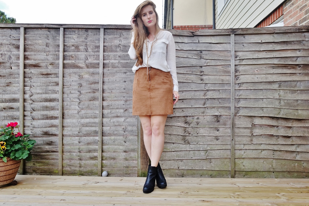 How to Wear a Suede Skirt