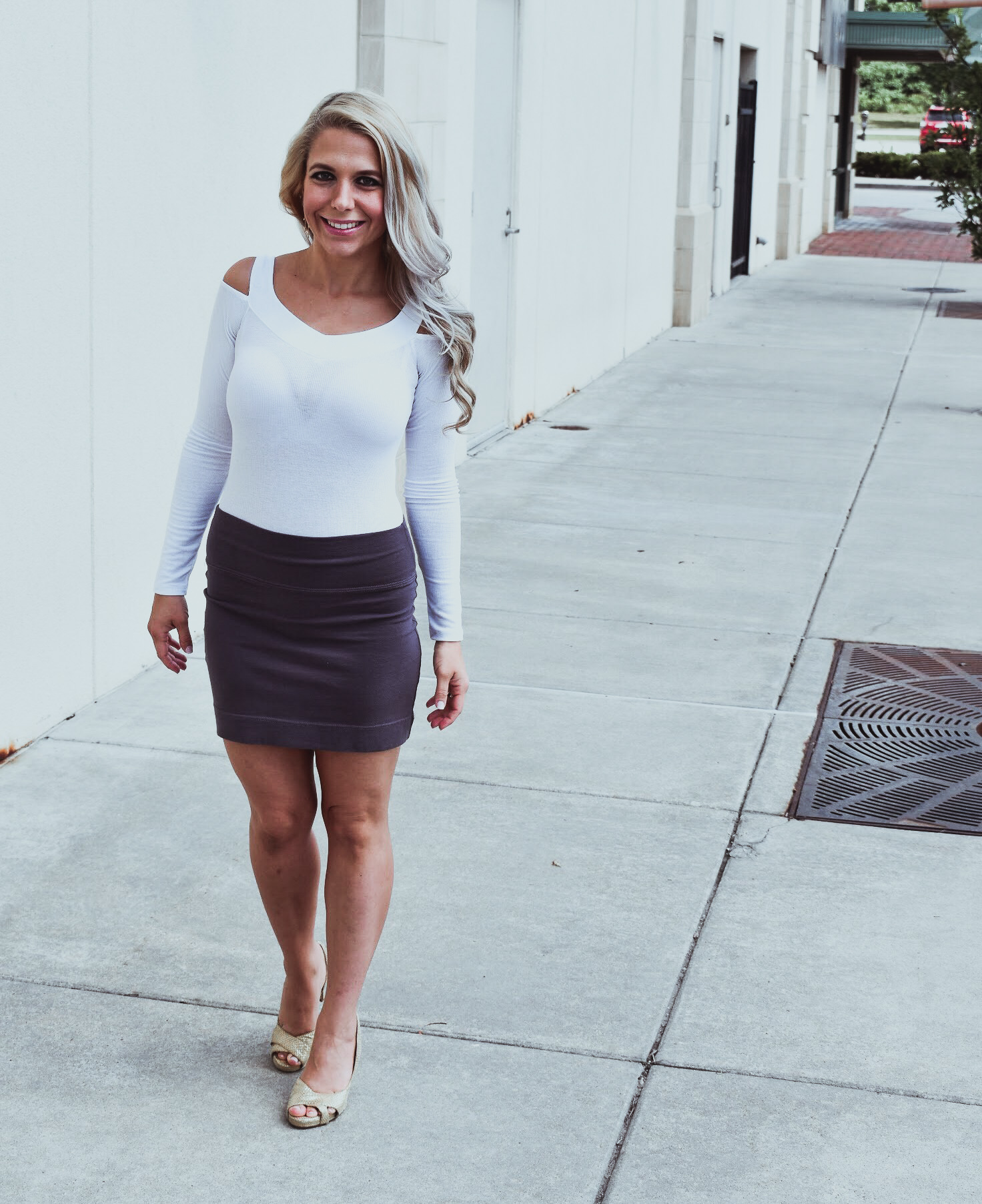 How to Wear a Bodysuit - White Bodysuit and Mini Skirt Style: Fashion  blogger COVET