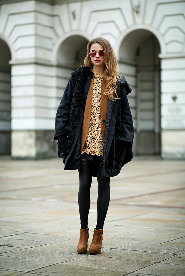 How to Wear Tights in Winter