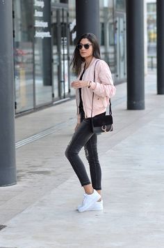 Style Tips On How To Wear A Bomber Jacket - Bomber Jacket Outfits