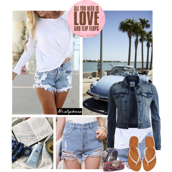 Jean Shorts To The Beach for Summer