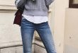 what to wear with skiny jeans : grey sweater + top + bag + sneakers
