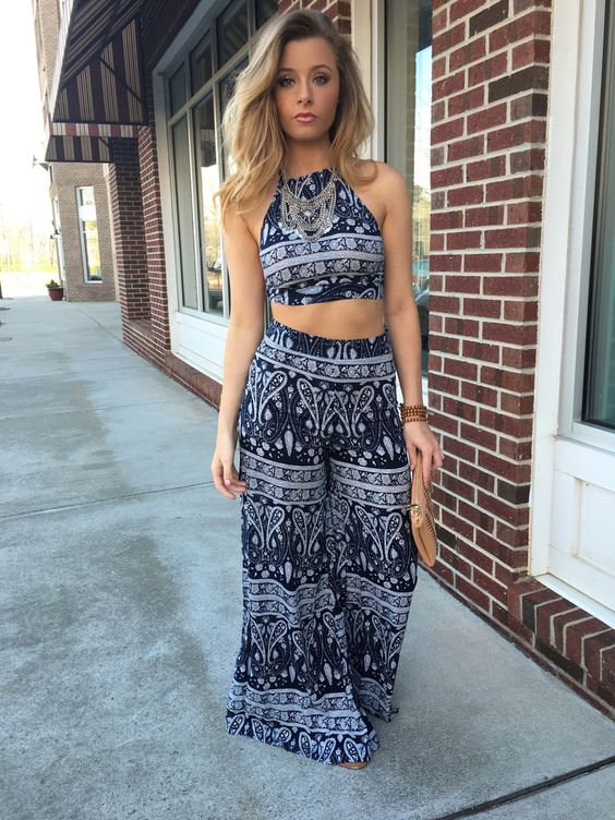 Amazing Summer Street Style in Cruise Ship Palazzo Pant
