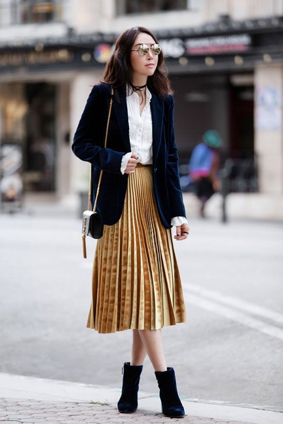 Velvet pleated skirt | style