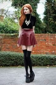 Leather skirt and knee high socks 90s Grunge, Soft Grunge, 90s Fashion  Grunge,