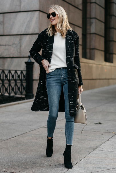 Sweaters, Jeans And Ankle Boots Outfits