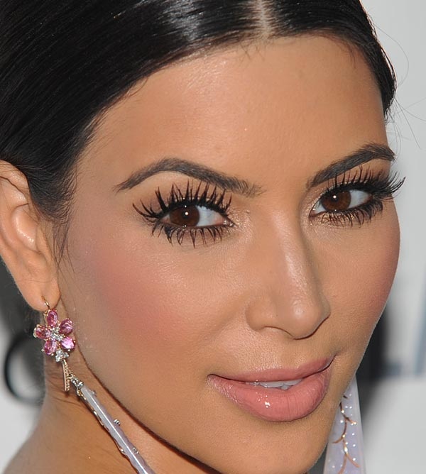 Top 20 Kim Kardashian Makeup Looks
