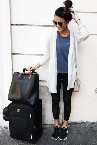 30 AIRPLANE OUTFITS IDEAS: HOW TO TRAVEL IN STYLE