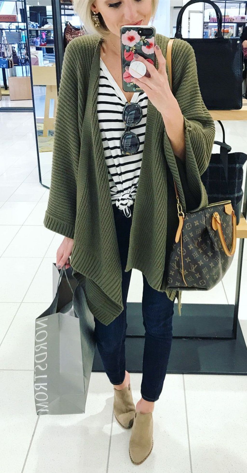 20+ Fashionable Cardigan Outfit Ideas For Women