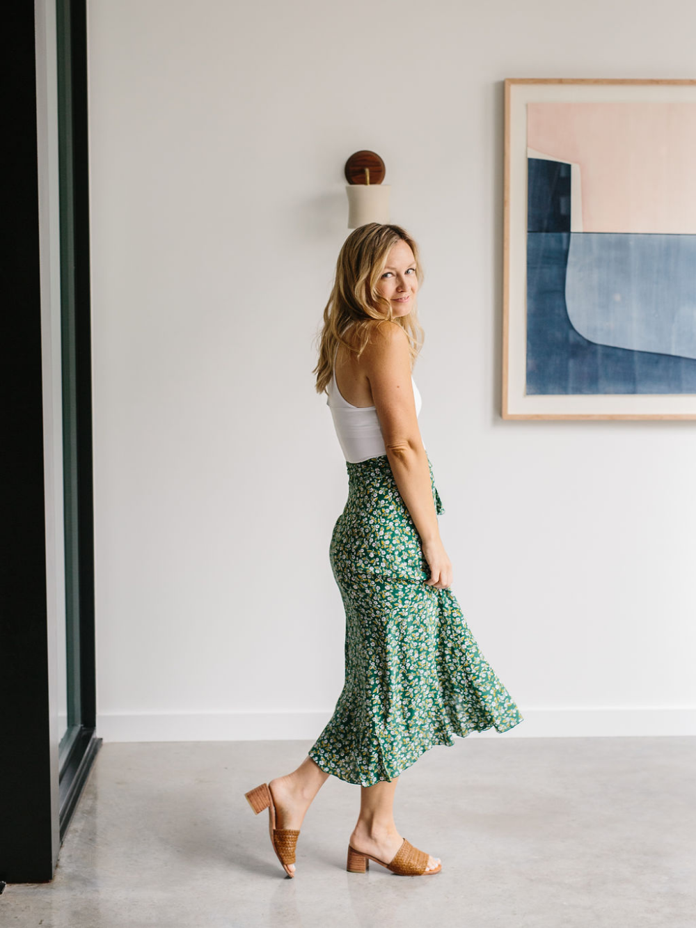 All the Best Midi Skirts for Summer – The Effortless Chic