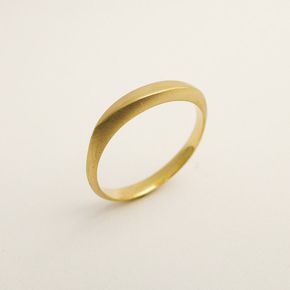Brushed Gold Wedding Ring, Delicate Simple Ring for Woman, Minimalist Gold Ring Handmade of 14K / 18K Solid Gold, Dainty Wedding Band Ring