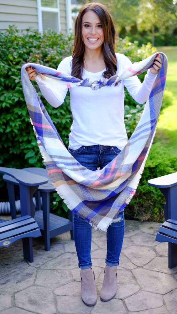 How to Tie a Blanket Scarf