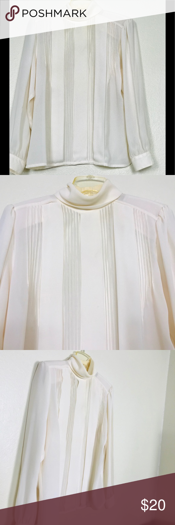 Laura and Jayne ivory plaided blouse longsleeve 8 Vintage Laura and Jayne ivory …
