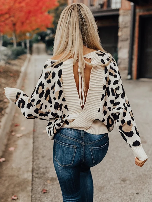 O-neck Open Back Sweater