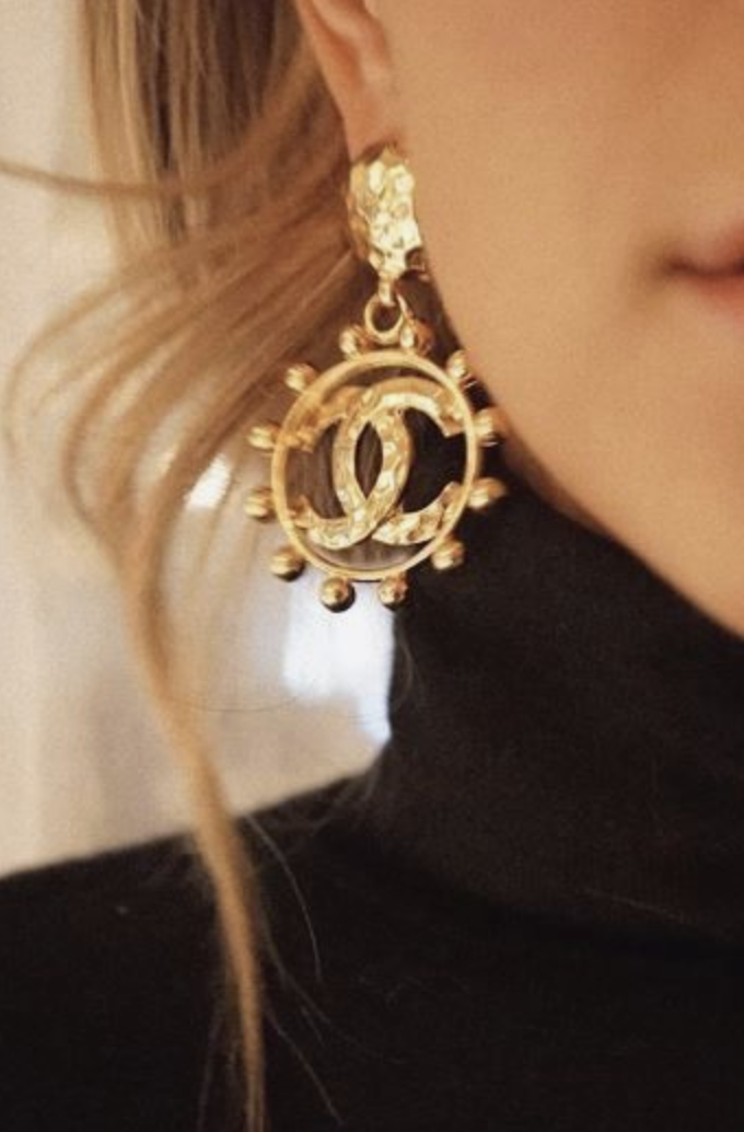 pinterest @kyliieee | antique chanel gold earrings | vintage gold designer jewelry for women