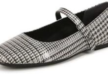 Explore stylish women’s flats for comfort and elegance