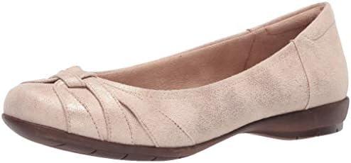 Discover Trendy Women’s Footwear: Flats, Casuals & More!