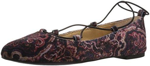 Explore Stylish Women's Flats: Comfort Meets Fashion!