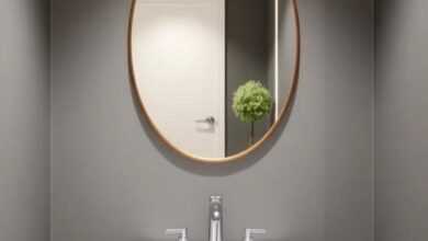 Transform Your Powder Room: Chic and Simple Ideas for a Stunning Accent Wall