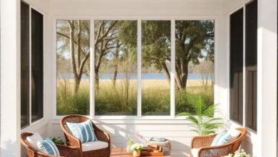 Embracing Coastal Vibes: Transform Your Screened Porch into a Beach-Style Oasis